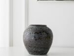 Lotus vase – Sort – 21,5cm – Keramik – House of Sander Dekoration 5