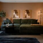 Chelsey flydersofa | 3 personers sofa | Mosgrøn fløjl - Kategori: Komfortable og praktiske puffer 4 Chelsey flydersofa | 3 personers sofa | Mosgrøn fløjl