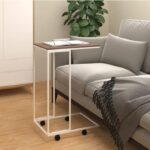 Sidebord med hjul 40x30x63,5 cm konstrueret træ hvid - Kategori: 4 Sidebord med hjul 40x30x63,5 cm konstrueret træ hvid