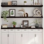 vidaXL væghylde 180x30x(2-6) cm behandlet massivt egetræ mørkebrun - Kategori: Egetræshylder til hjemmet 4 vidaXL væghylde 180x30x(2-6) cm behandlet massivt egetræ mørkebrun