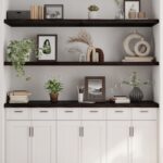 vidaXL væghylde 180x50x(2-4) cm behandlet massivt egetræ mørkebrun - Kategori: Egetræshylder til hjemmet 4 vidaXL væghylde 180x50x(2-4) cm behandlet massivt egetræ mørkebrun