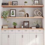 vidaXL væghylde 180x50x(2-4) cm ubehandlet massivt egetræ - Kategori: Egetræshylder til hjemmet 4 vidaXL væghylde 180x50x(2-4) cm ubehandlet massivt egetræ
