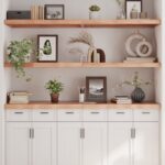 vidaXL væghylde 180x50x(2-6) cm behandlet massivt egetræ lysebrun - Kategori: Egetræshylder til hjemmet 4 vidaXL væghylde 180x50x(2-6) cm behandlet massivt egetræ lysebrun